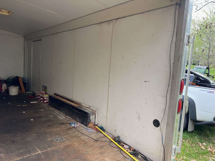haulmark-20ft-enclosed-trailer-image-29