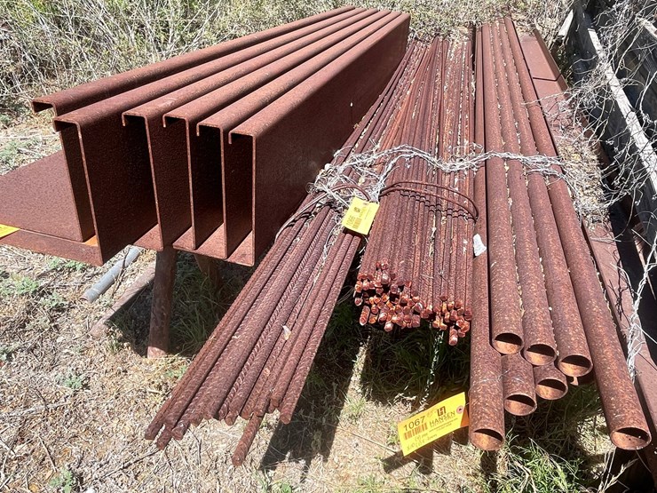 #1066-•-(2)-bundles-of-rebar-image-1