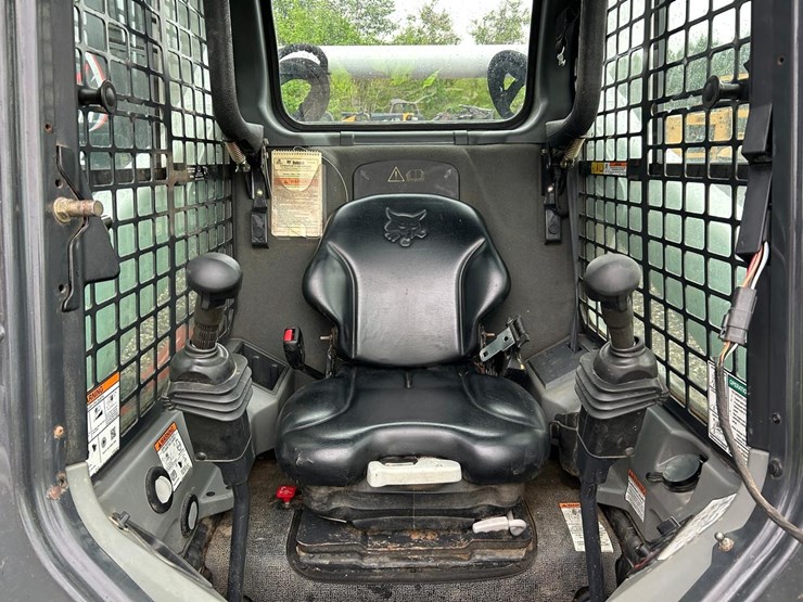 2017-bobcat-t650-image-19