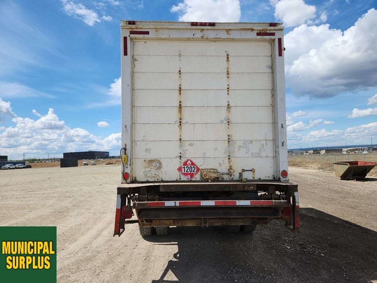 2007-international-durastar-4300-image-22