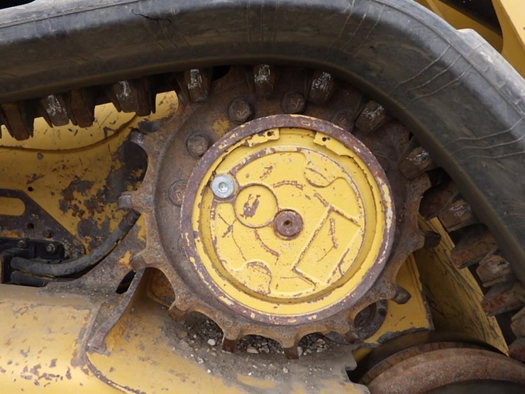 2021-caterpillar-259d3-image-26