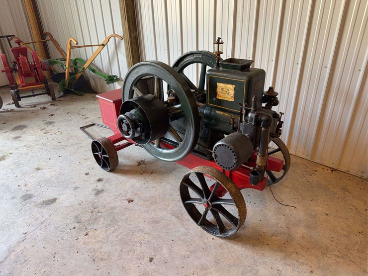 wisconsin-4-hp-side-shaft-engine-image-10