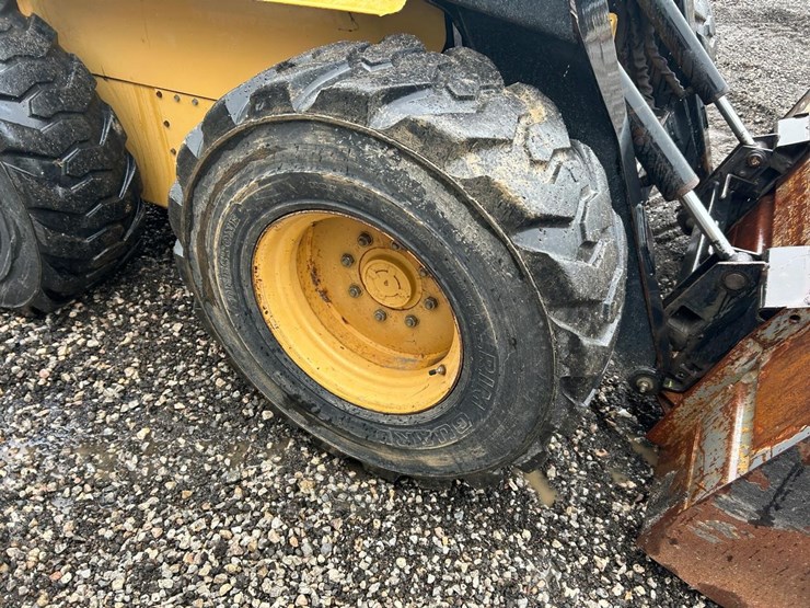 new-holland-lx985-image-13