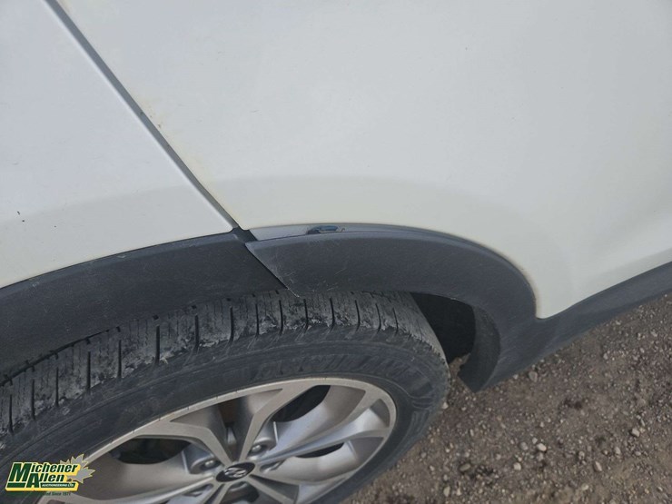2015-hyundai-santa-fe-image-34