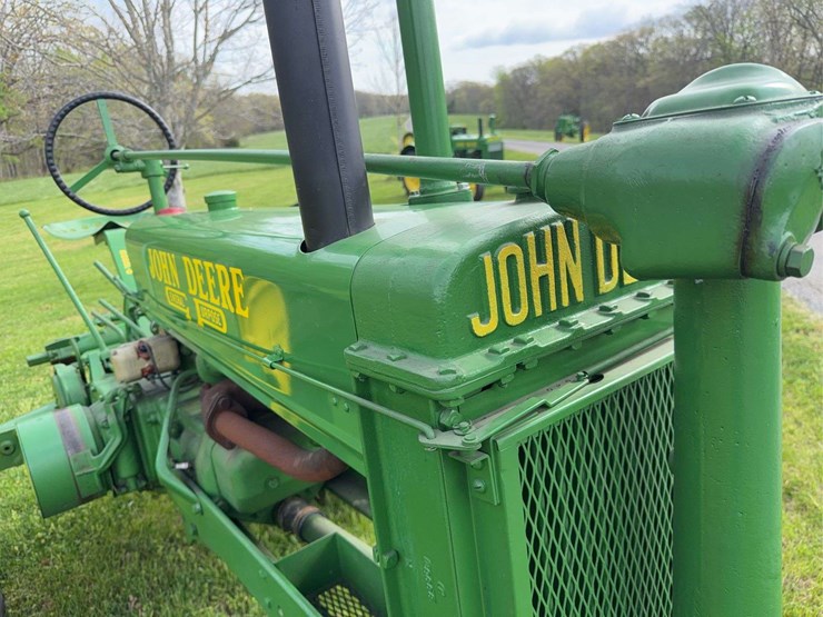 john-deere-b-image-10