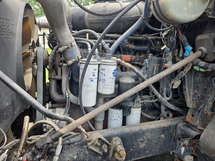 2000-mack-ch613-image-9