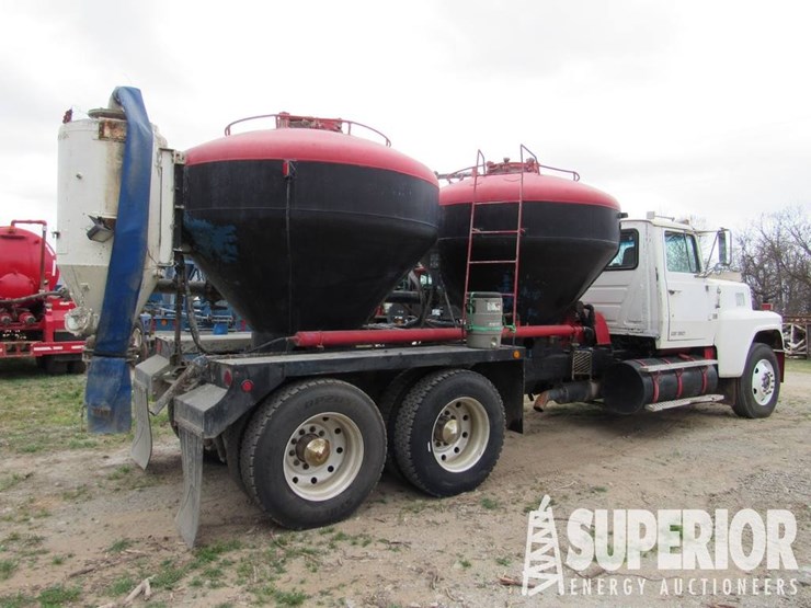 1987-ford-ltl9000-image-11