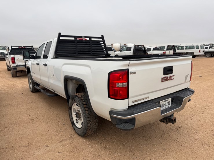 2018-gmc-sierra-2500hd-image-8