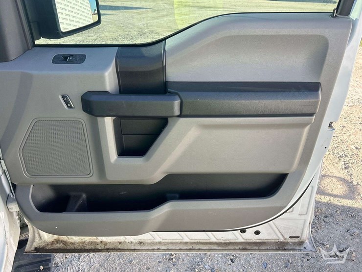 2018-ford-f150-image-30