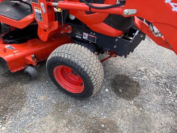 kubota-bx2380-image-9
