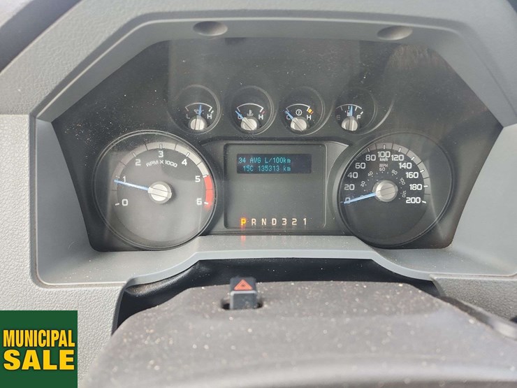 2011-ford-f550-image-10