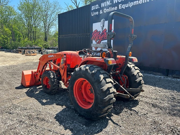 kubota-l4701-image-2