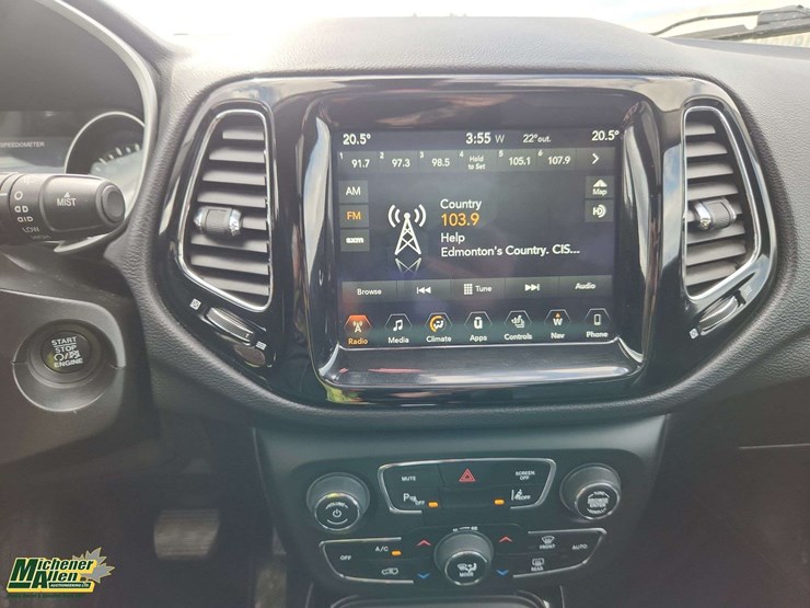 2018-jeep-compass-image-23
