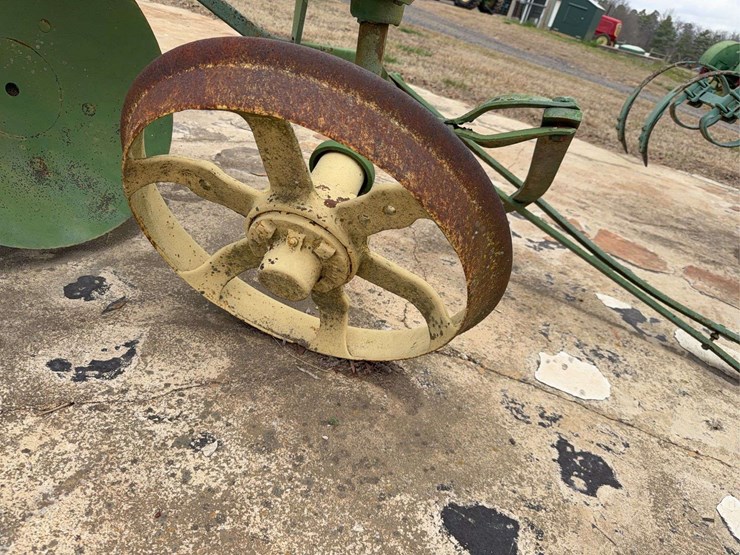 john-deere-two-bottom-disc-plow-image-9