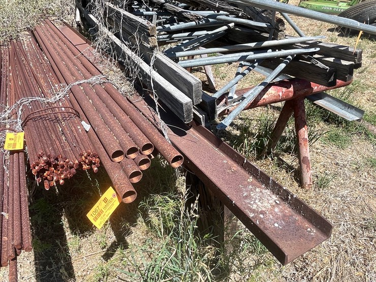 #1067-•-assorted-metal-image-1