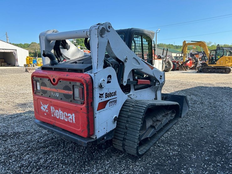 2021-bobcat-t770-image-4