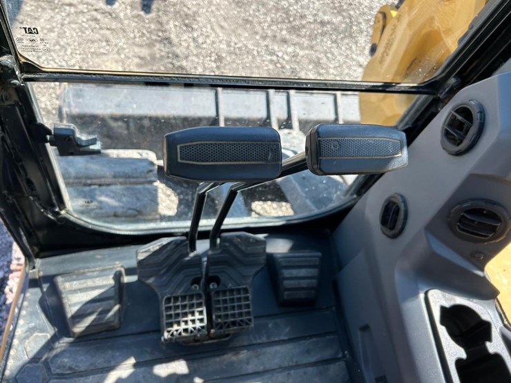 2022-caterpillar-308-cr-image-25