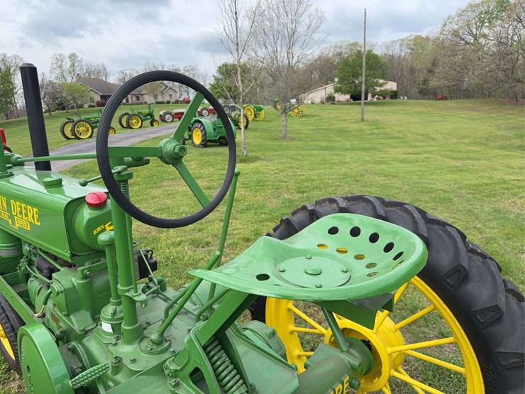 john-deere-b-image-39
