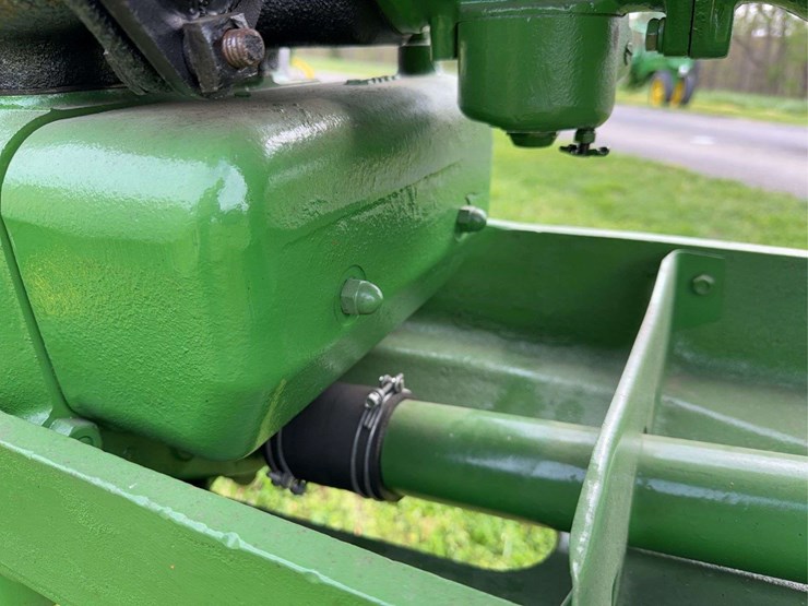 john-deere-b-image-30