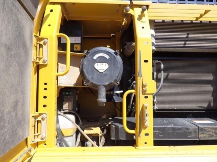 2020-komatsu-pc290-lc-11-image-64