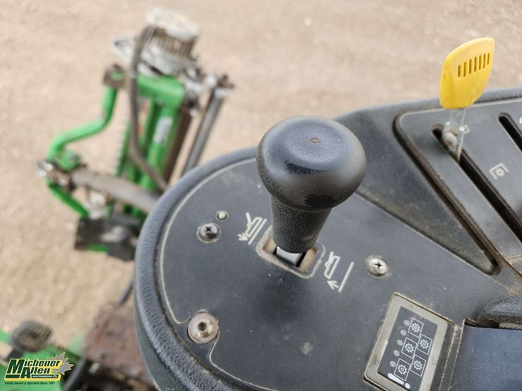 2010-john-deere-2010-image-9