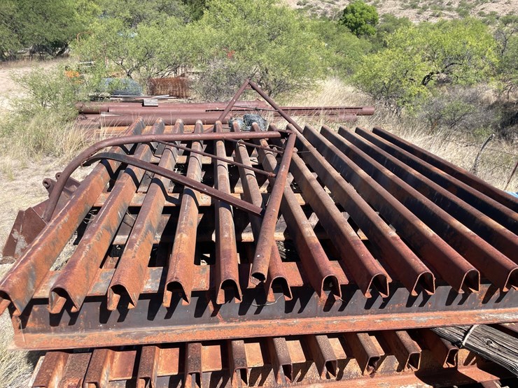 #1024-•-cattle-grates-image-5