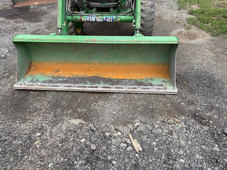 john-deere-4052m-image-4