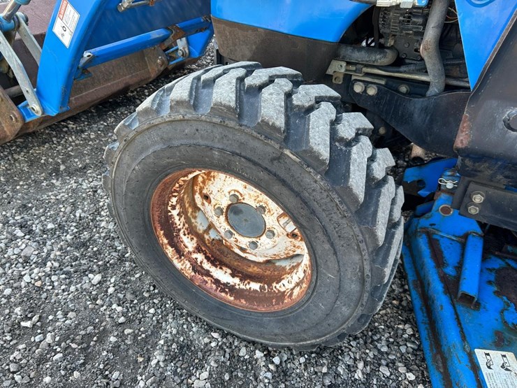 new-holland-tc40da-image-22