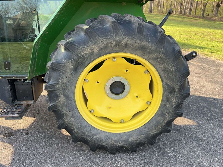 john-deere-5210-image-27