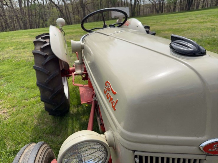 ford-8n-image-11