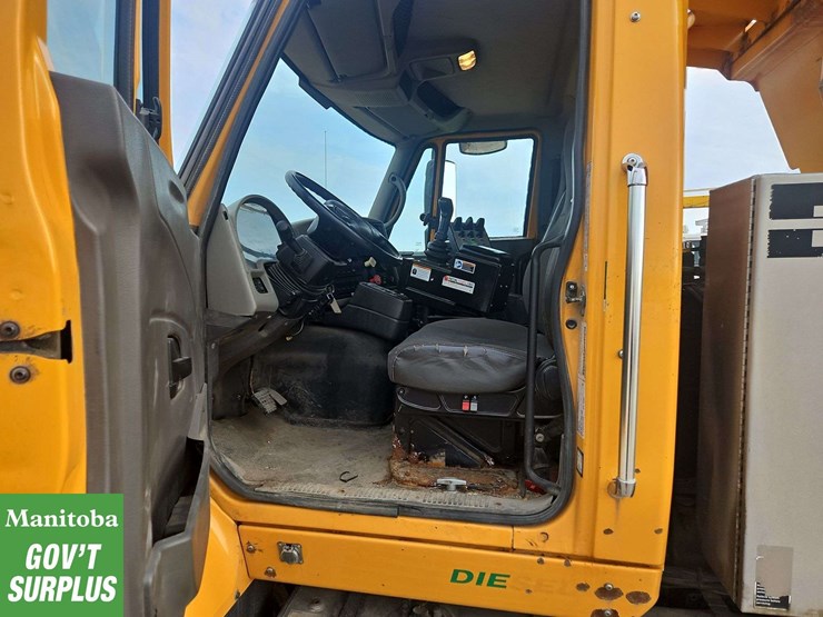 2009-international-workstar-7600-image-20