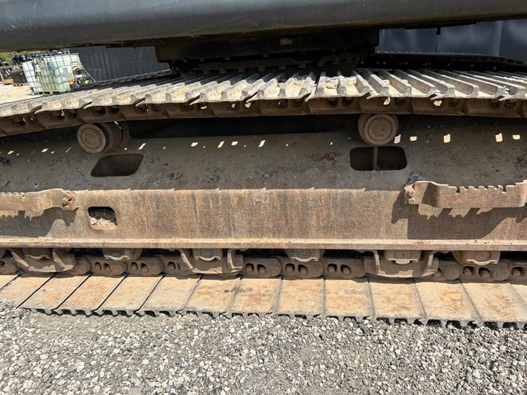 hitachi-zx350-lc-3-image-16