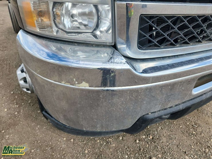 2012-chevrolet-silverado-3500-image-50