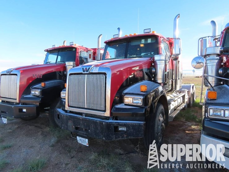 2012-western-star-4900-image-1