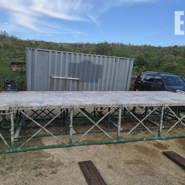 HYDRO MOBILE LIFT PLATFORM