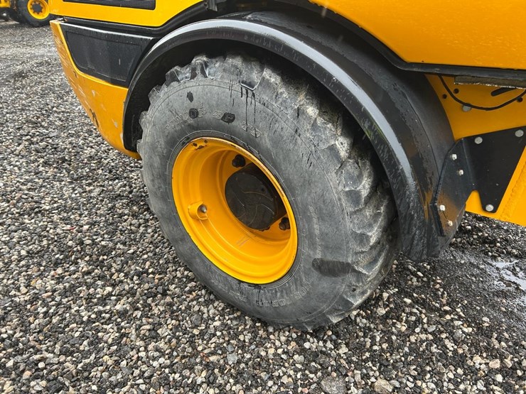 jcb-407-image-13