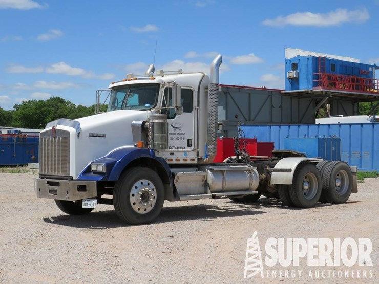 2009-kenworth-t800-image-2