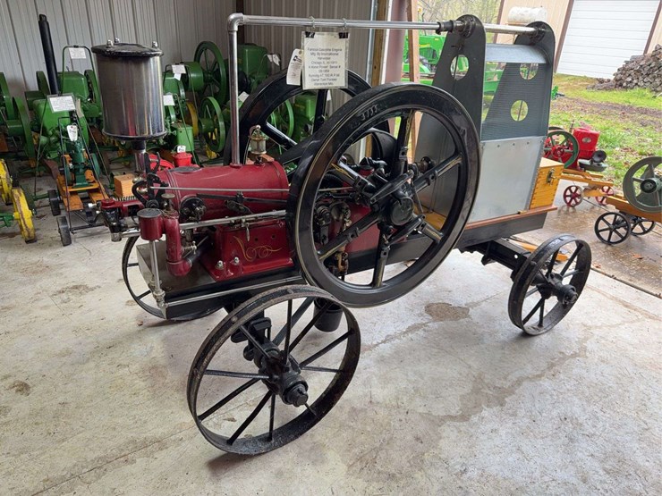 international-harvester-famous-4hp-image-1