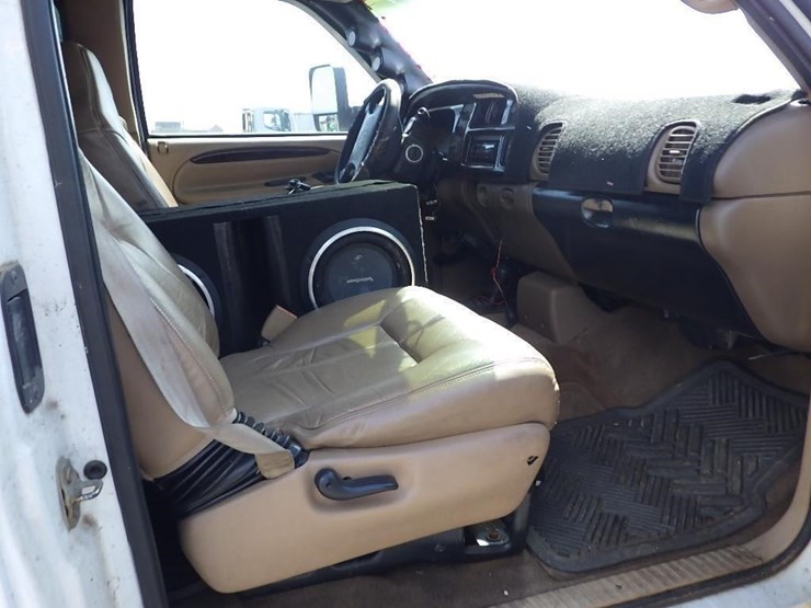 1998-dodge-ram-2500-image-25