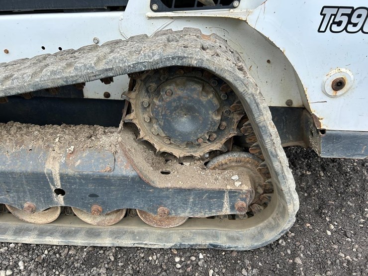 2019-bobcat-t590-image-19