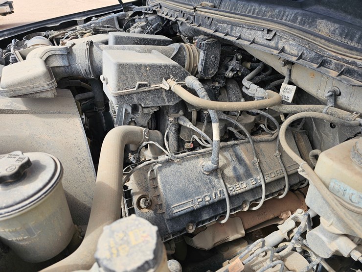 2022-ford-f250-image-11