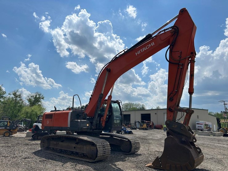 hitachi-zx350-lc-3-image-6