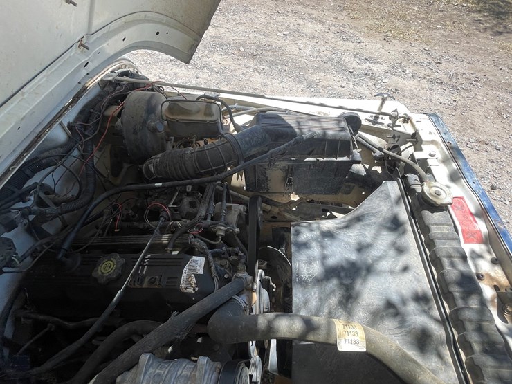 1994-jeep-wrangler-image-41