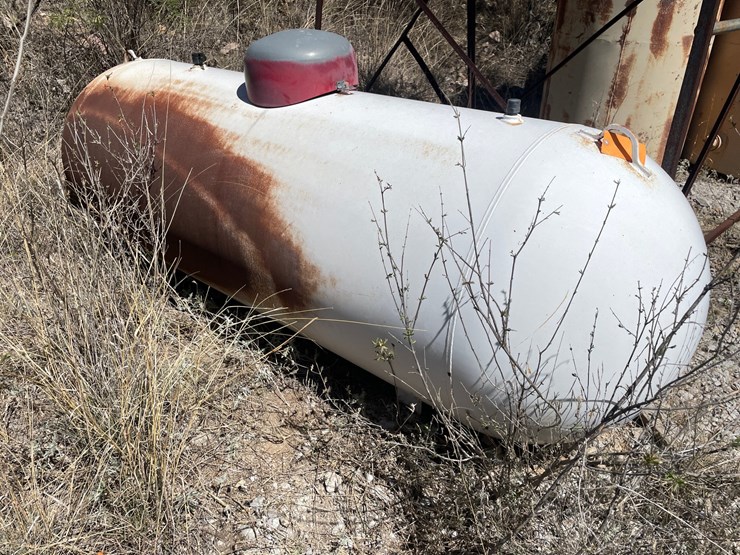 #1060-•-propane-tank-image-7