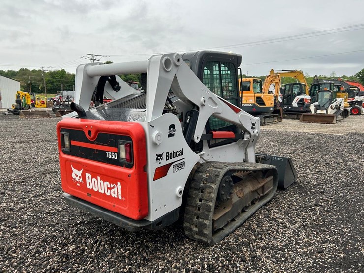 2017-bobcat-t650-image-4
