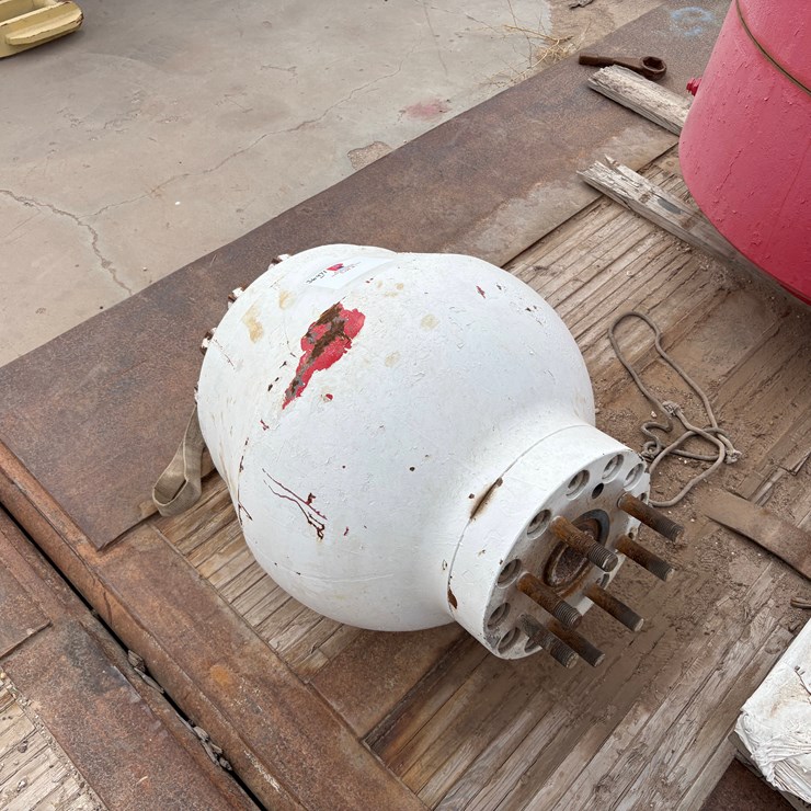 Pulsation dampener for mud pump