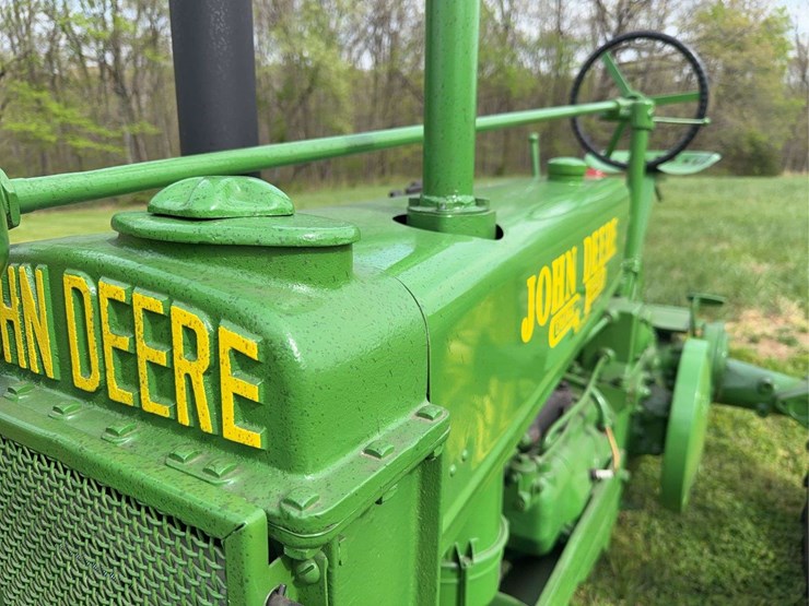 john-deere-b-image-9