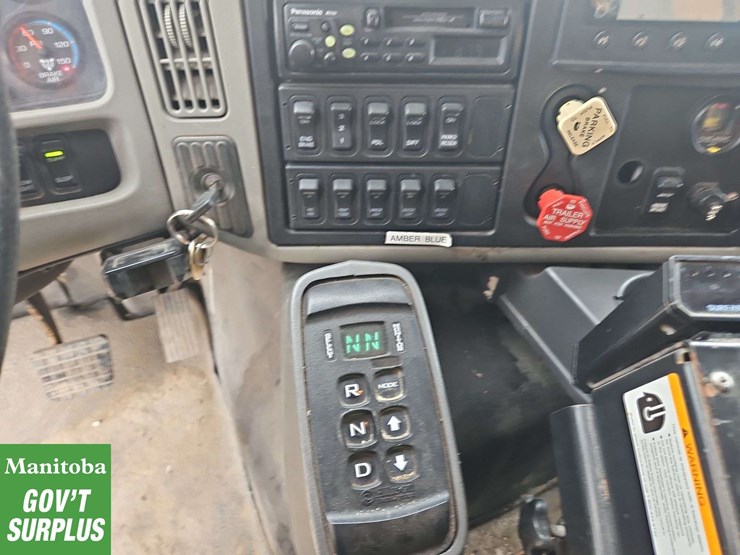 2009-international-workstar-7600-image-25