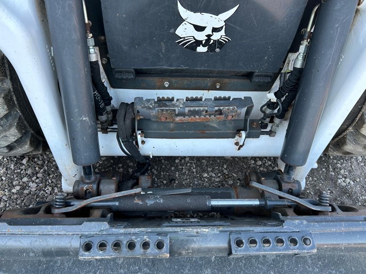 2020-bobcat-s76-image-10