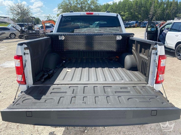2022-ford-f150-image-13